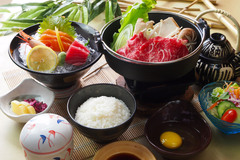 Sashimi & Sukiyaki Set